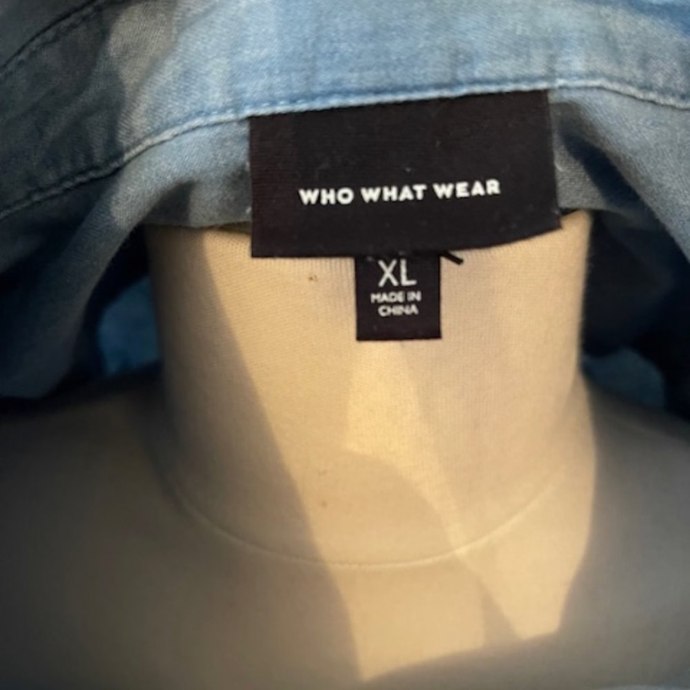 Chambray Button Up Top - image 3